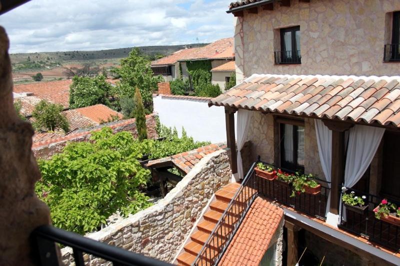 Gasthaus La Casona De Lucia Siguenza Exterior foto